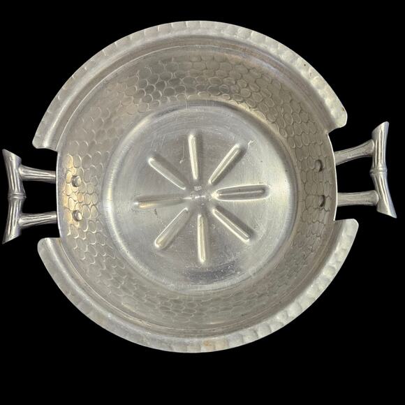 Vintage Everlast Forged Aluminum Bamboo Design Covered Dish 12"x9" Mid-Century - Picture 3 of 7